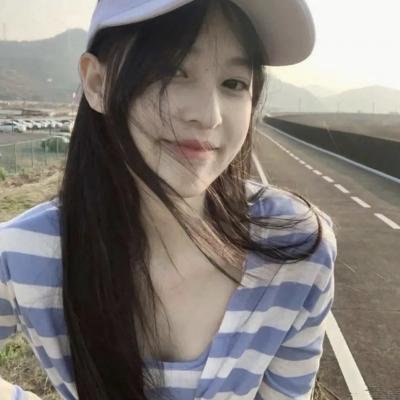 解约后,我闪婚成了乐坛顶流